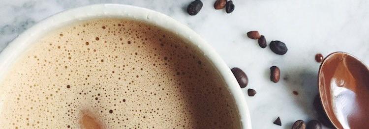 Mindful Mocha: Vegan Chocolate Hazelnut Mocha Latte (Recipe!) – rawmio.com