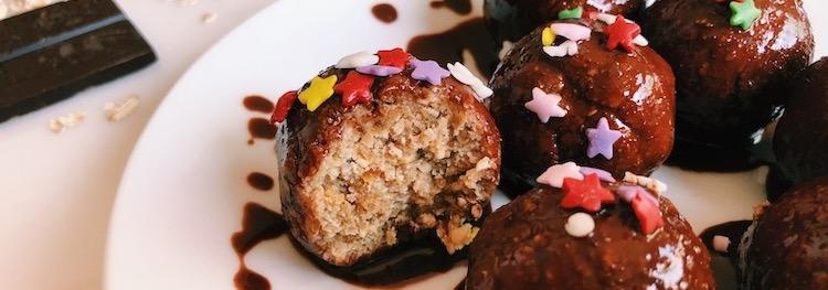 These No-Bake Vegan Chocolate Glazed Donut Holes Are Secretly Healthy – rawmio.com