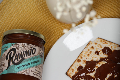 Indulgent Mornings: Exploring Delicious Desserts with Chocolate Hazelnut Spread for Breakfast